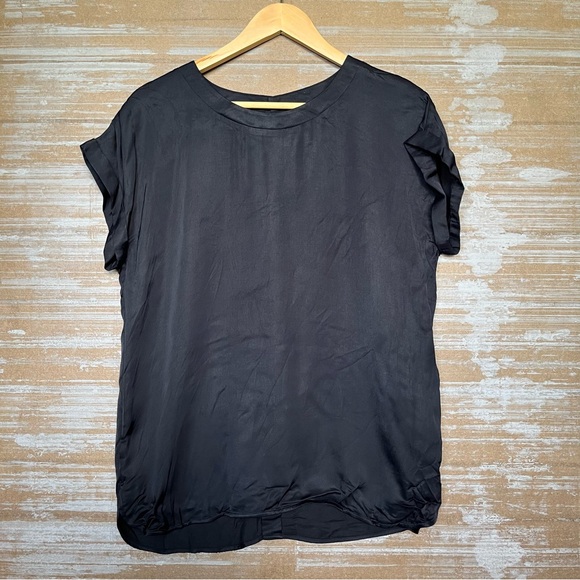 Reiss Tops - Reiss Eleanor Button Back Blouse Black Preppy Career Casual Basic Womens 6